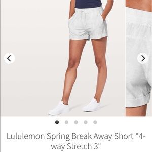 Lululemon 🍋 spring break away shorts